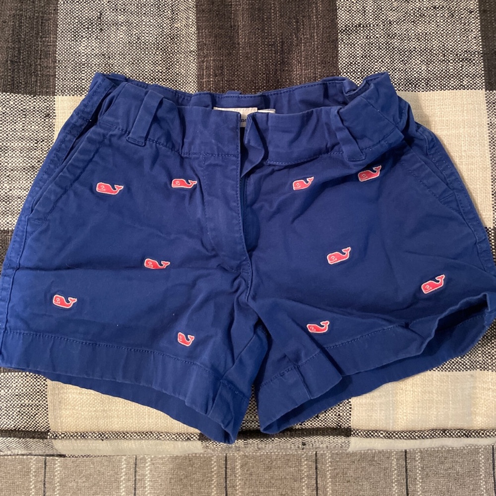 Vineyard Vines Embroidered Whale Shorts Size 10